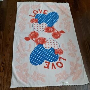 Vintage Love Design Bath Towel - Blue and Red